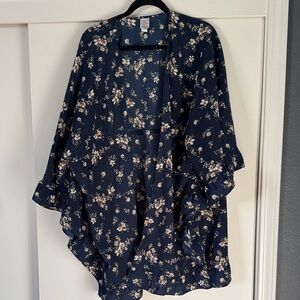 Time and Tru Navy Floral Kimono
